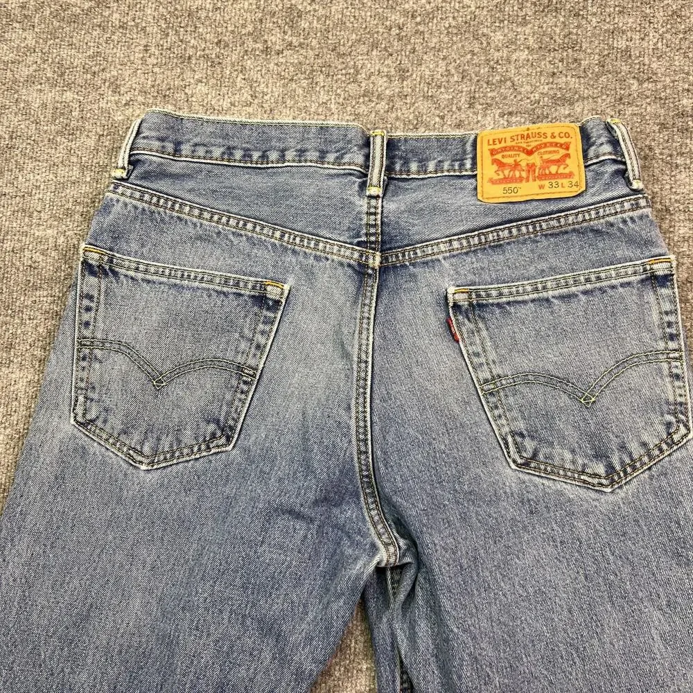 Levis 550 Jeans Mens 33x34 Blue Medium Wash Relaxed Tapered Denim Pants Casual